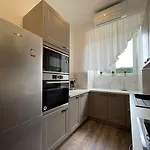 Ferienhaus Modernes In Der Altstadt Nur 180 Meter Zum Mit Parkplatz, Grill, Klima Crikvenica