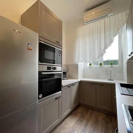 بيت للعطل Modernes In Der Altstadt Nur 180 Meter Zum Mit Parkplatz, Grill, Klima تْسْغيكفانِتْسا