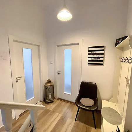 بيت للعطل Modernes In Der Altstadt Nur 180 Meter Zum Mit Parkplatz, Grill, Klima