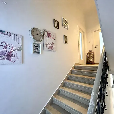 Modernes In Der Altstadt Nur 180 Meter Zum Mit Parkplatz, Grill, Klima بيت للعطل تْسْغيكفانِتْسا