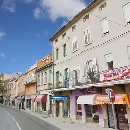 Modernes In Der Altstadt Nur 180 Meter Zum Mit Parkplatz, Grill, Klima بيت للعطل